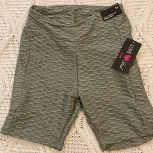 Women’s Green Biking Shorts (M)